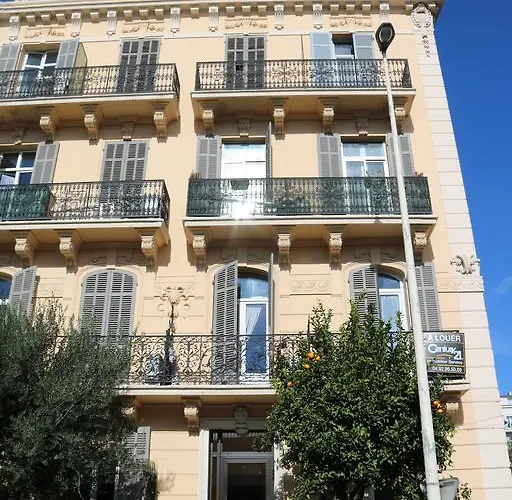 Gustave Apartman Cannes