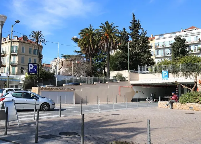 Gustave Apartman