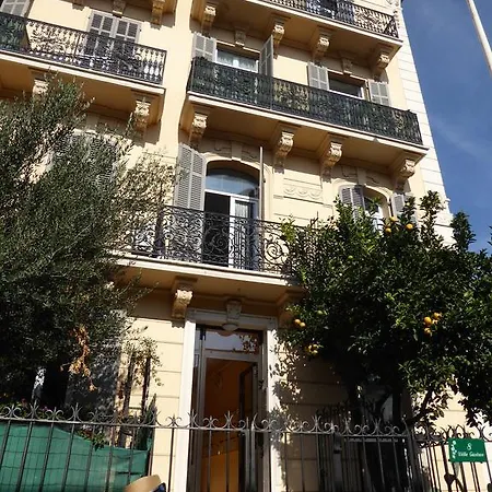 Gustave * Cannes