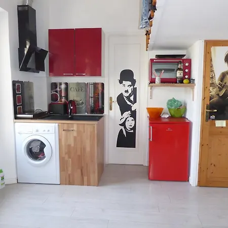 Gustave Apartment